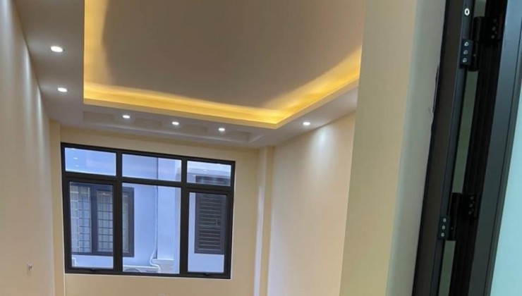 Cho thuê nhà ngõ ô tô Vương Thừa Vũ - 30m - 3N - 5 tầng - 16 triệu - KD ONL, VP, ở GĐ, Nhóm